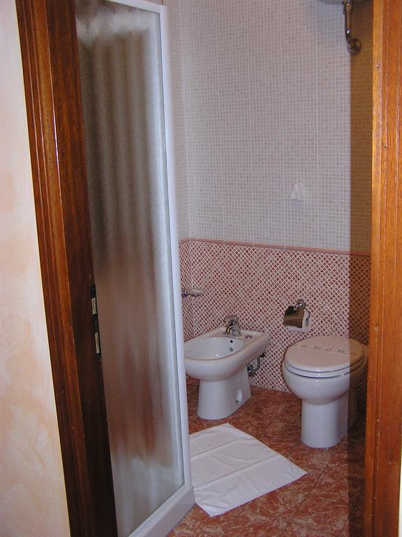 Mistral Hotel 3*