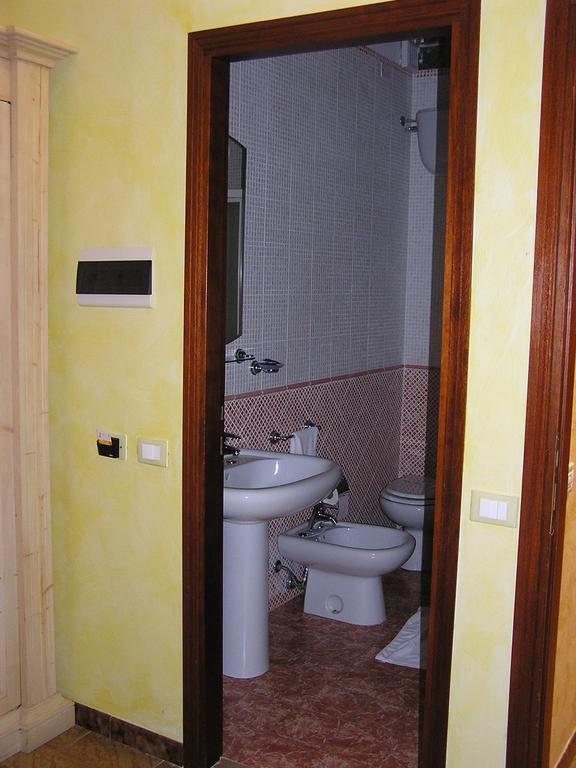Mistral Hotel 3*